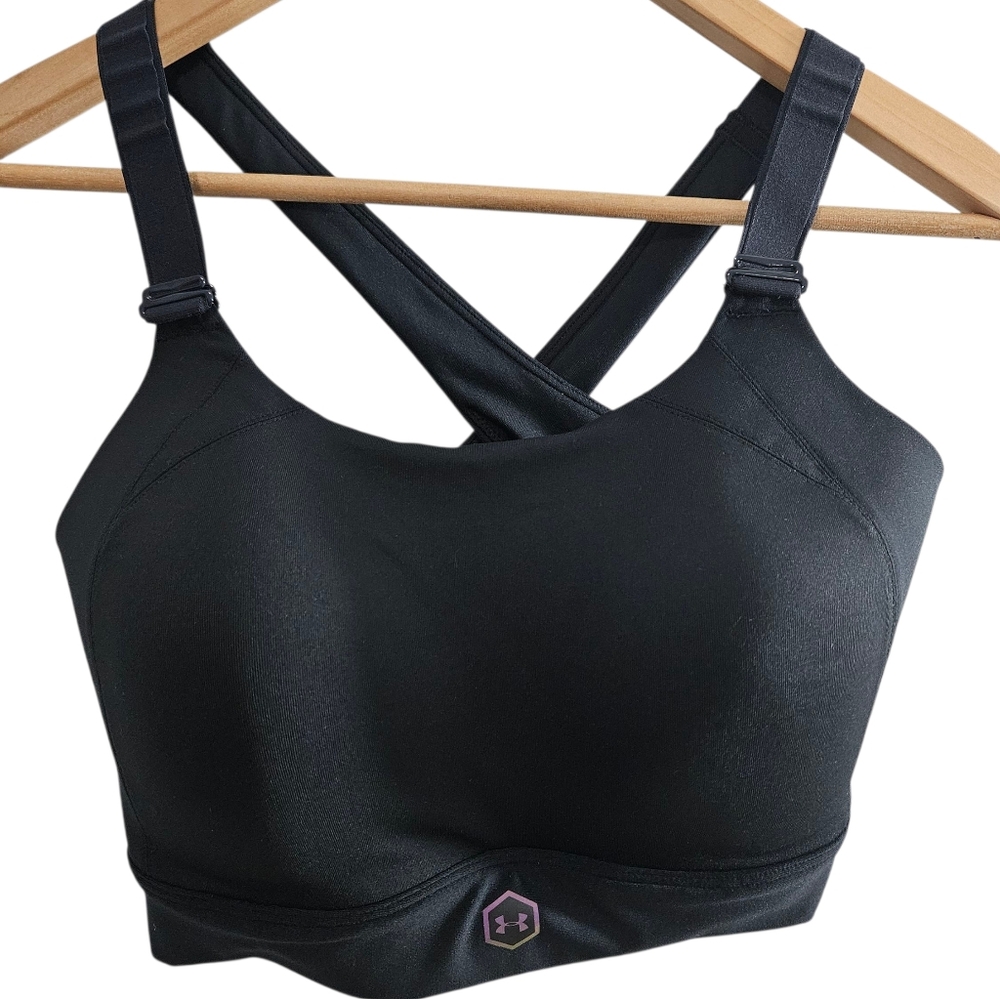 Under Armour Black Cross-Back Sports Bra
